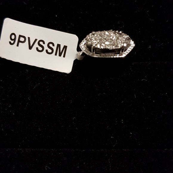 Stunning Unique Ring - Picture 4 of 5